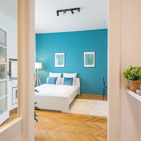 Апартаменты Very - Trendiest Neighborhood - Comfy