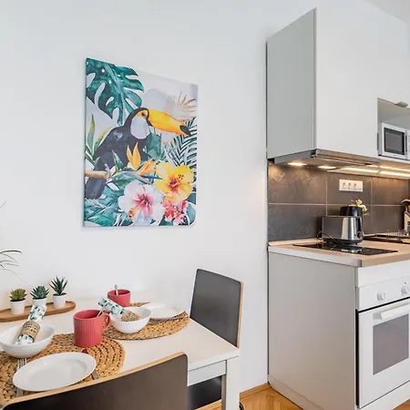 Appartement Very - Trendiest Neighborhood - Comfy